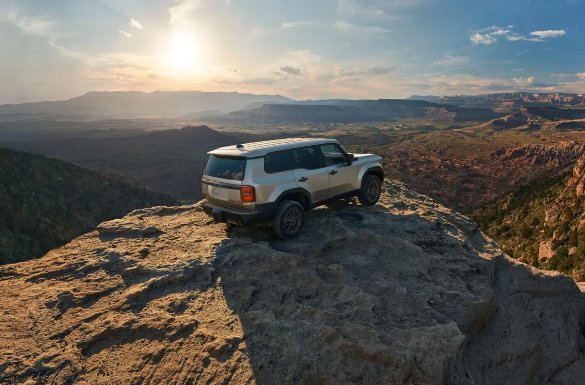 Toyota Land Cruiser at a lookout point in the desert