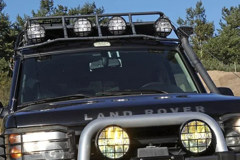 Close-up of the bull bar and lights on a Land Rover Discovery II